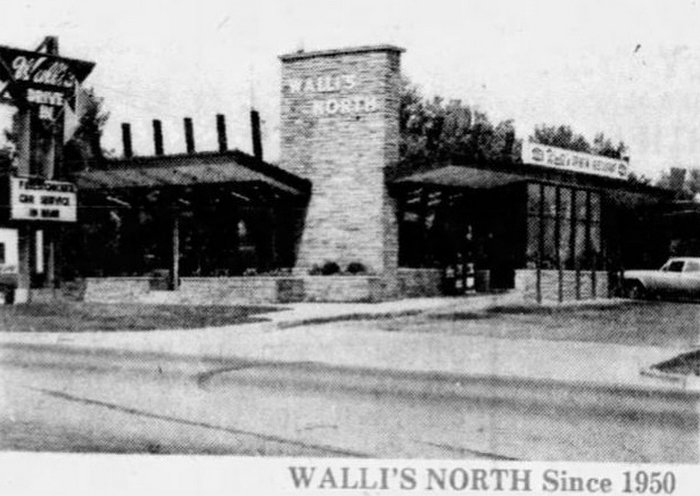 Wallis Drive-In - Wallis North - 5414 N Saginaw - Jul 13 1975 Article